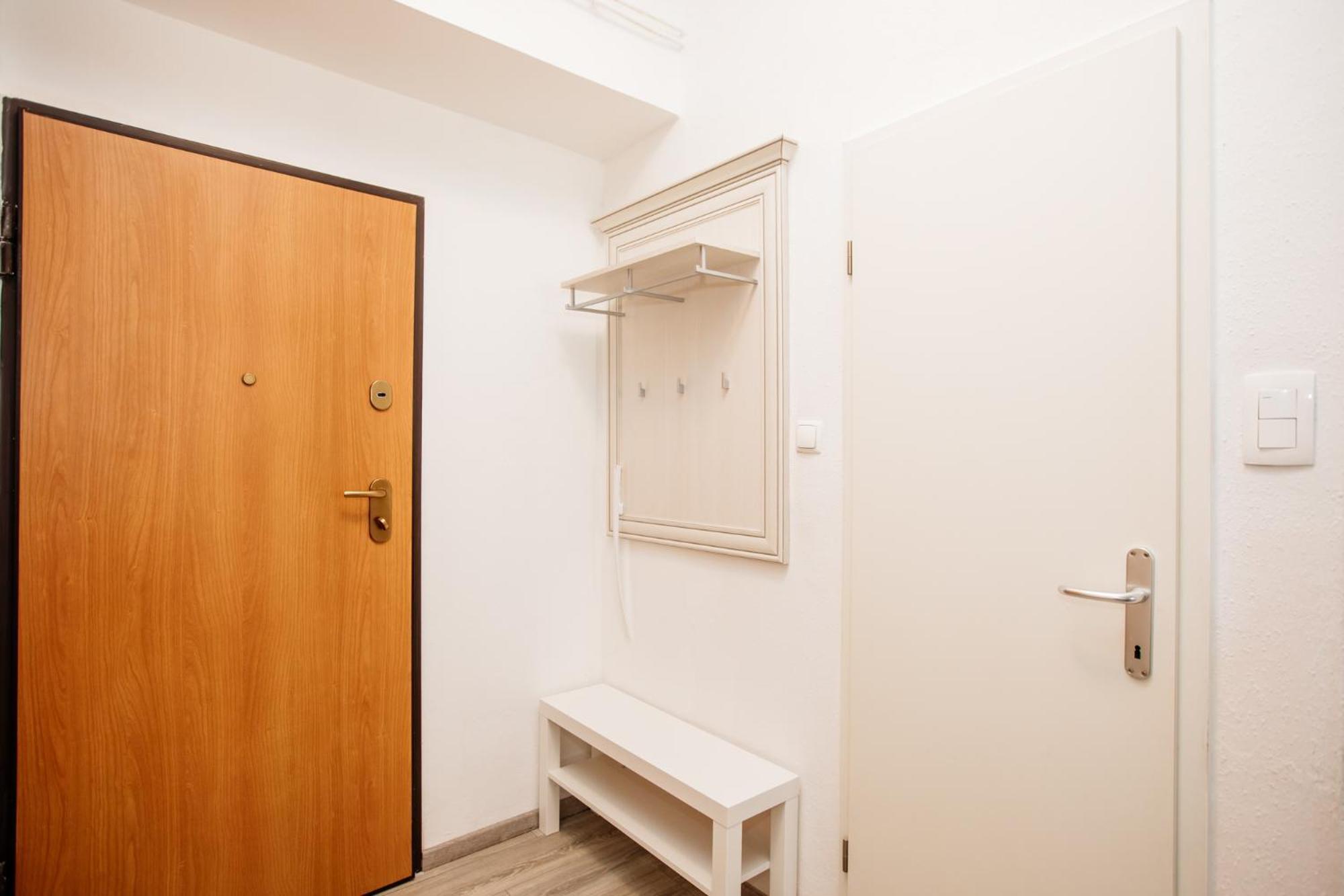 Central View Point Apartment Любляна Экстерьер фото